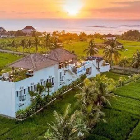 Swell Hotel, Pool Bar & Restaurant 海神庙 外观 照片