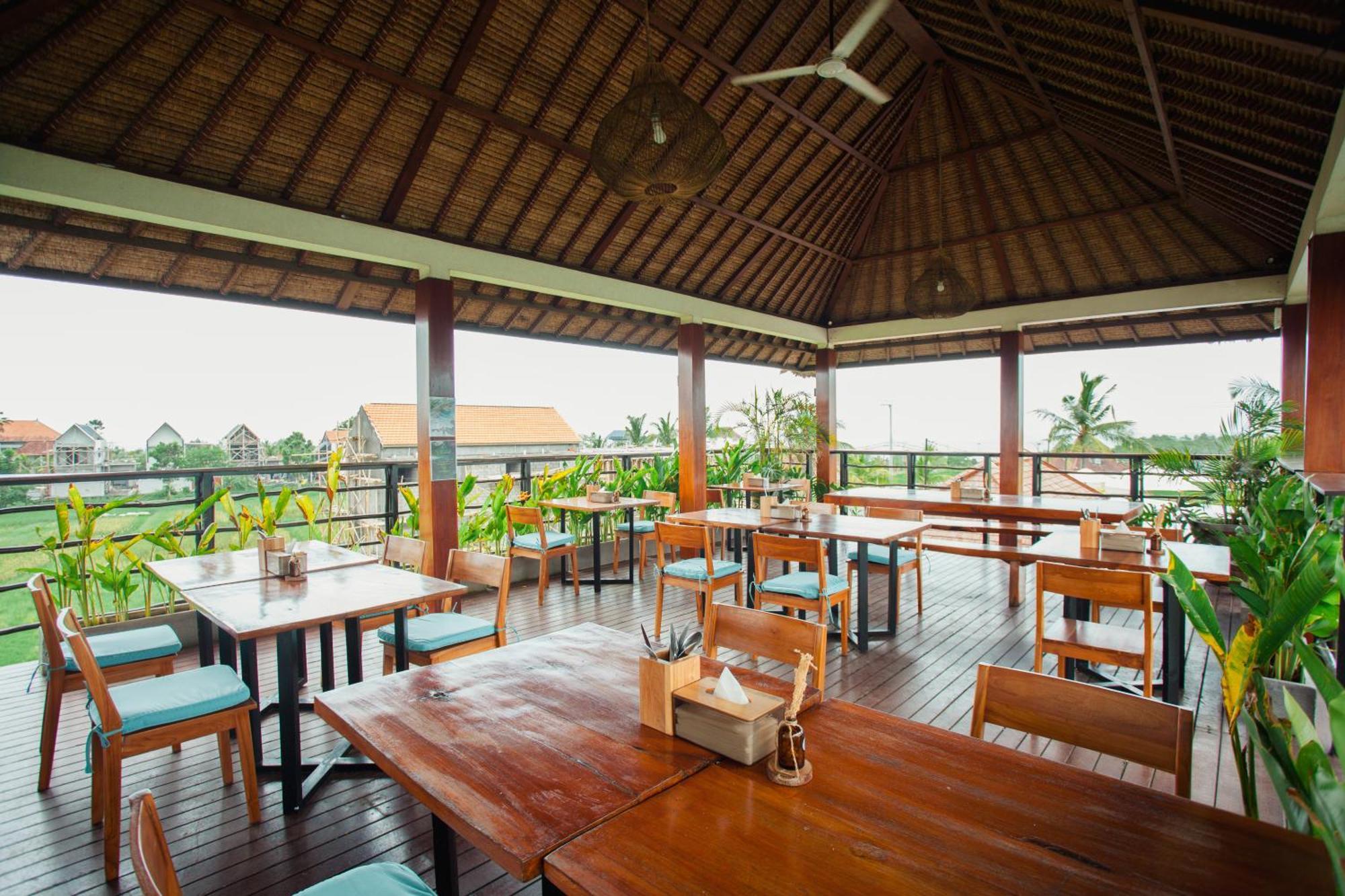 Swell Hotel, Pool Bar & Restaurant 海神庙 外观 照片